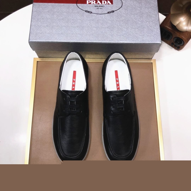 Pra*a leather shoes
